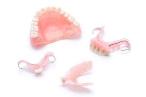 دندان های مصنوعی چند مدل دارند؟
